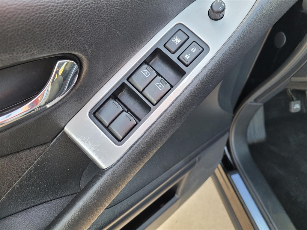 used 2013 Nissan Murano car, priced at $5,110