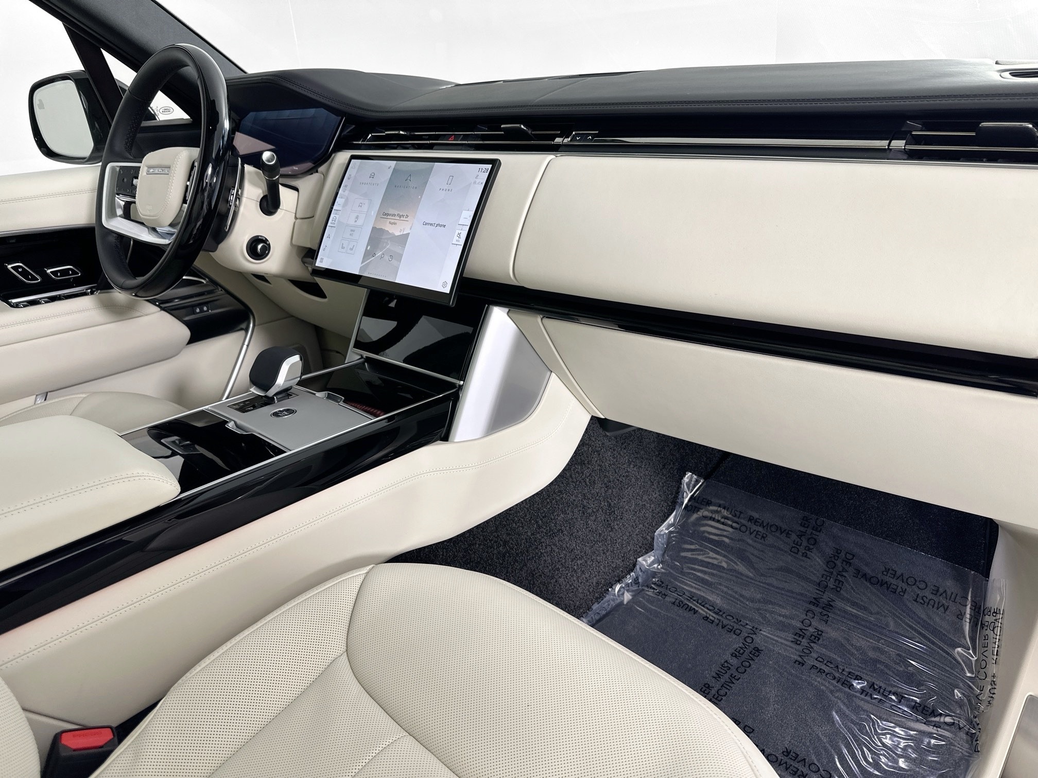new 2025 Land Rover Range Rover car, priced at $164,975