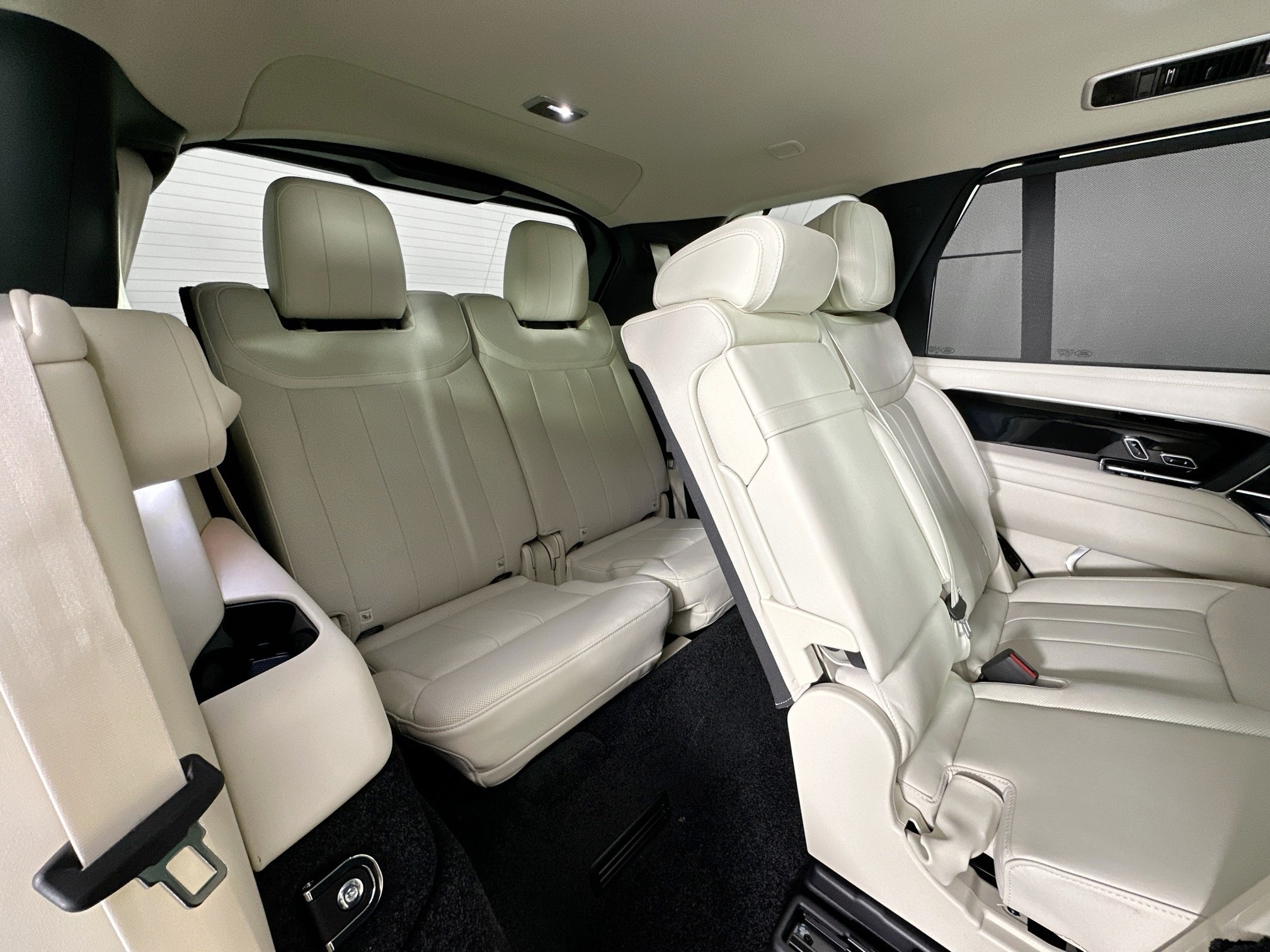 new 2025 Land Rover Range Rover car, priced at $164,975