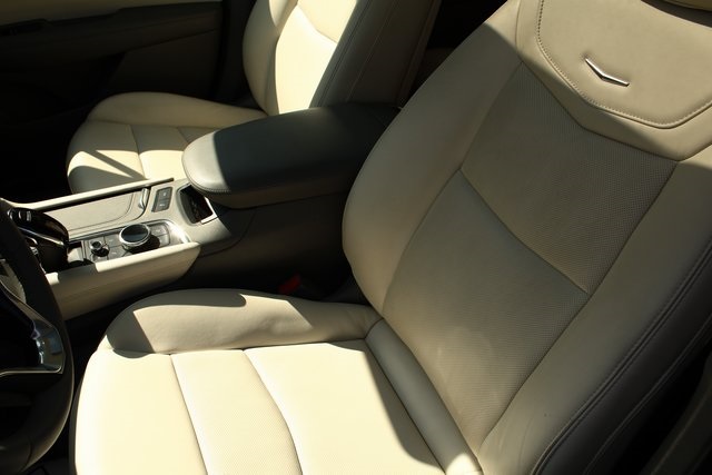 used 2020 Cadillac XT6 car, priced at $30,400