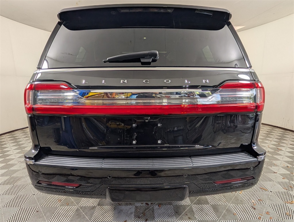 used 2020 Lincoln Navigator car, priced at $38,900