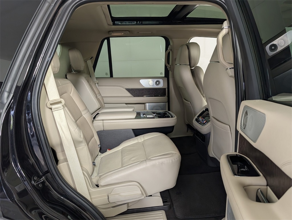 used 2020 Lincoln Navigator car, priced at $38,900