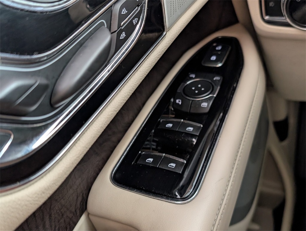 used 2020 Lincoln Navigator car, priced at $38,900
