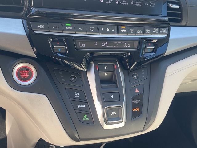 new 2026 Honda Odyssey car, priced at $42,076