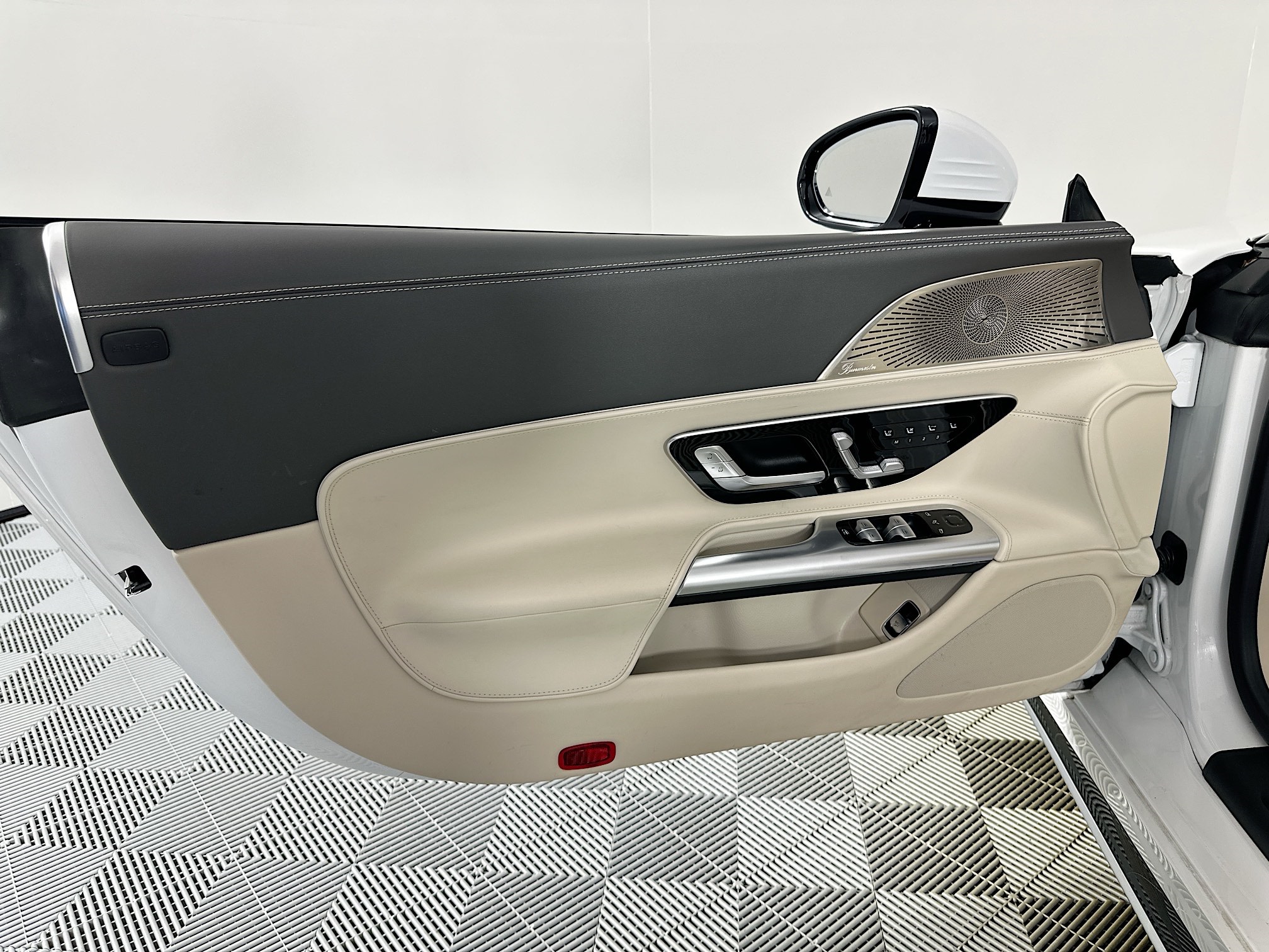 used 2022 Mercedes-Benz SL-Class car, priced at $94,995