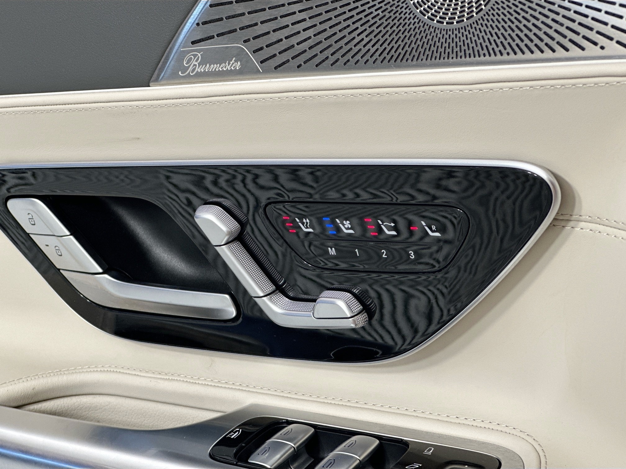 used 2022 Mercedes-Benz SL-Class car, priced at $94,995