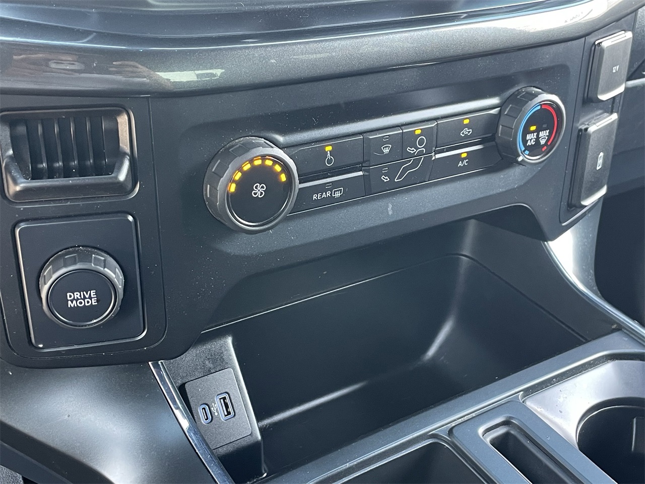 used 2021 Ford F-150 car, priced at $31,910