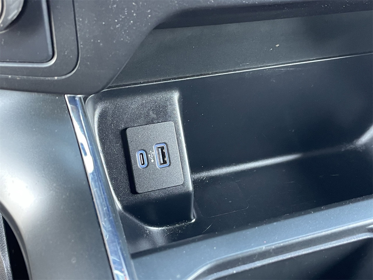 used 2021 Ford F-150 car, priced at $31,910