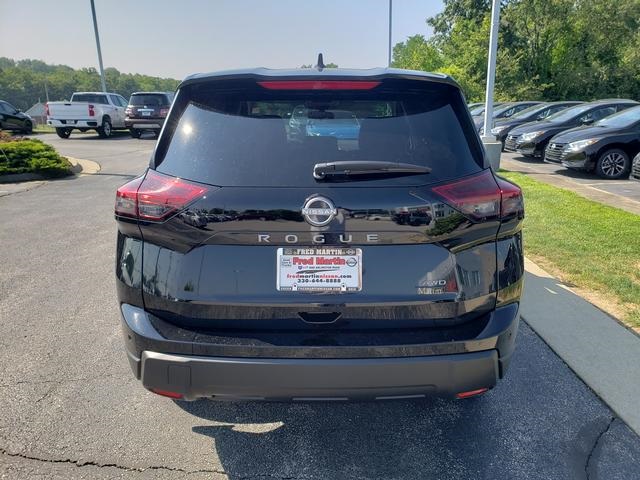 new 2026 Nissan Rogue car, priced at $29,478