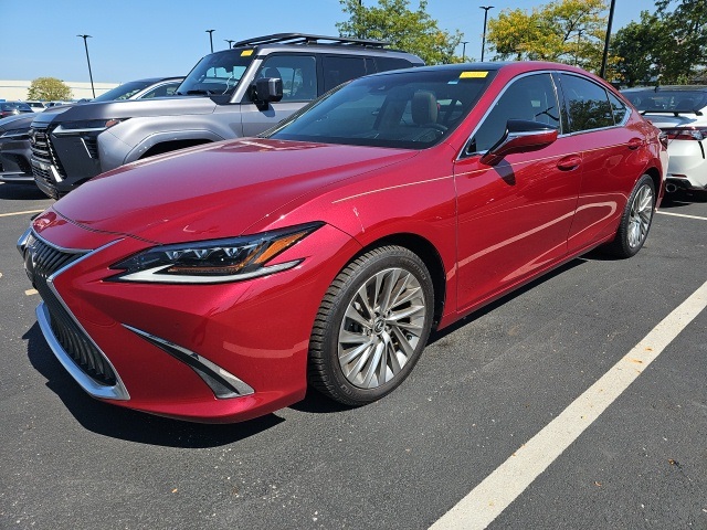 used 2021 Lexus ES car, priced at $32,251