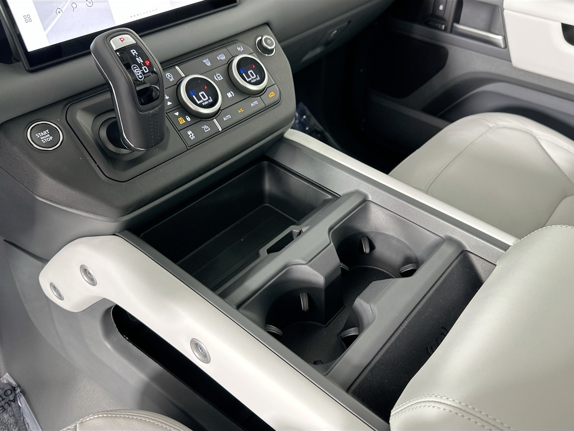 new 2025 Land Rover Defender 110 car, priced at $84,673