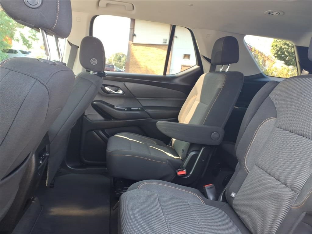 used 2020 Chevrolet Traverse car, priced at $21,900