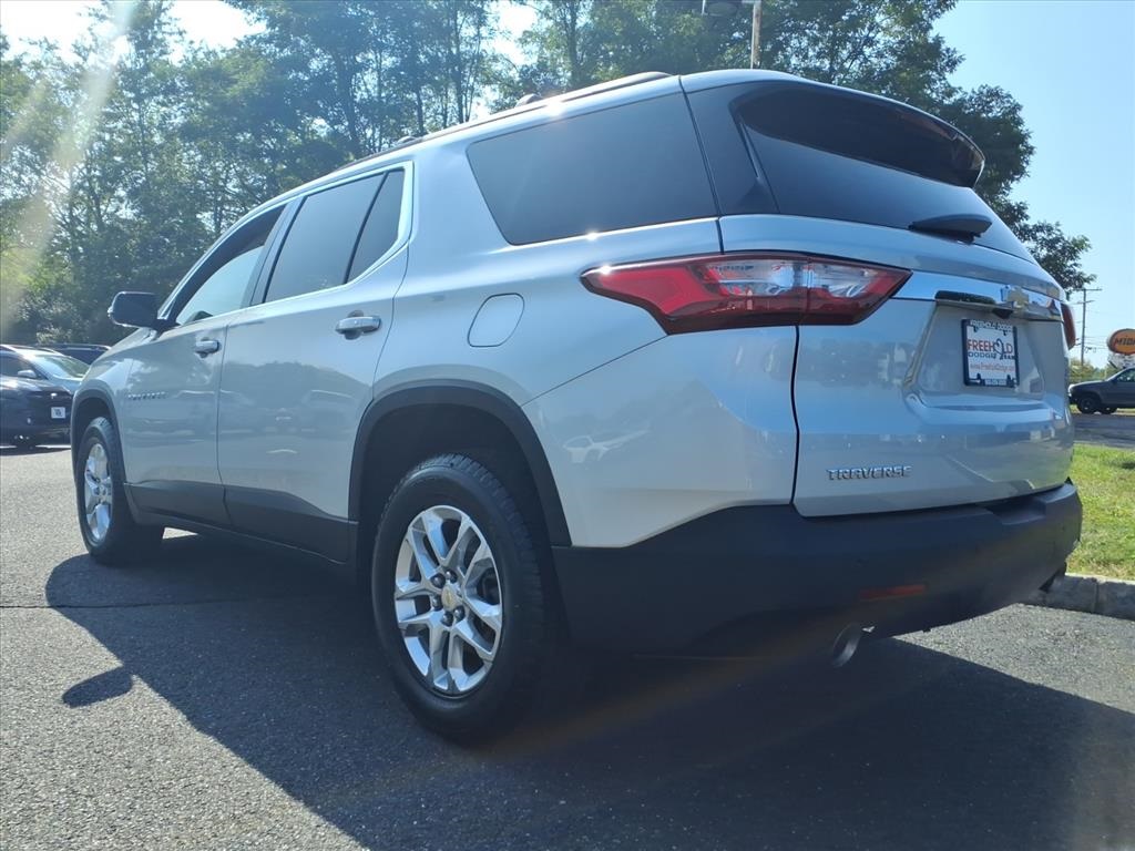 used 2020 Chevrolet Traverse car, priced at $21,900