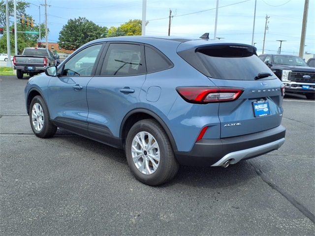 new 2025 Ford Escape car, priced at $27,912