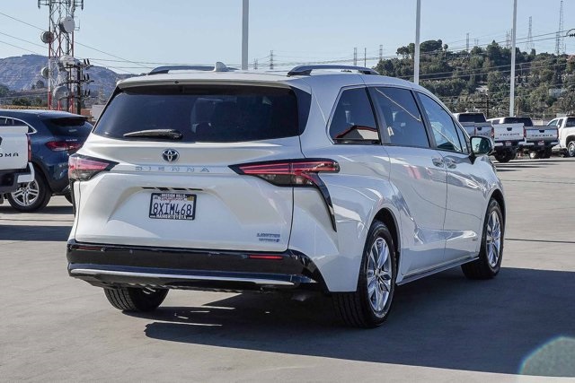 used 2021 Toyota Sienna car, priced at $44,577