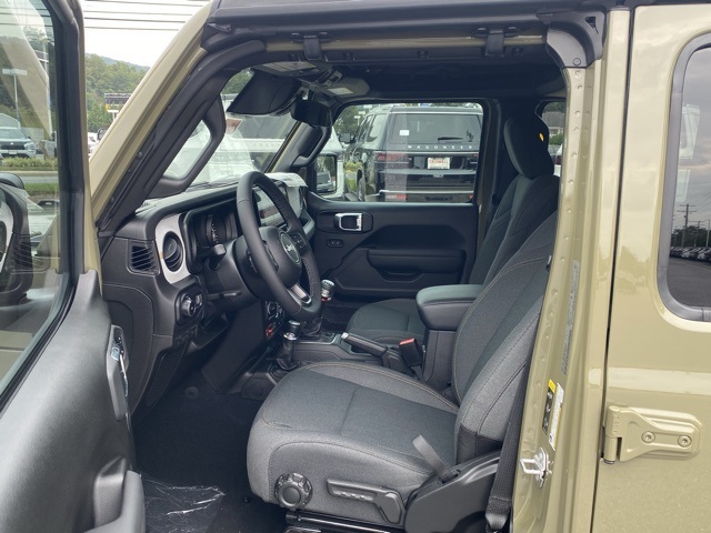 new 2025 Jeep Wrangler car, priced at $38,455