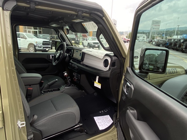 new 2025 Jeep Wrangler car, priced at $38,455