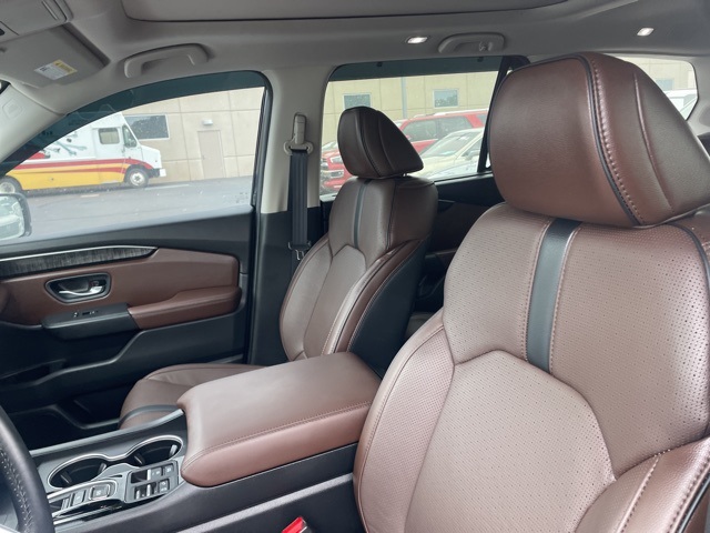 used 2024 Honda Pilot car, priced at $49,240