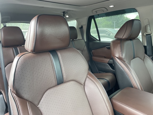 used 2024 Honda Pilot car, priced at $49,240