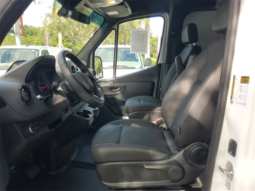 used 2025 Mercedes-Benz Sprinter 2500 car