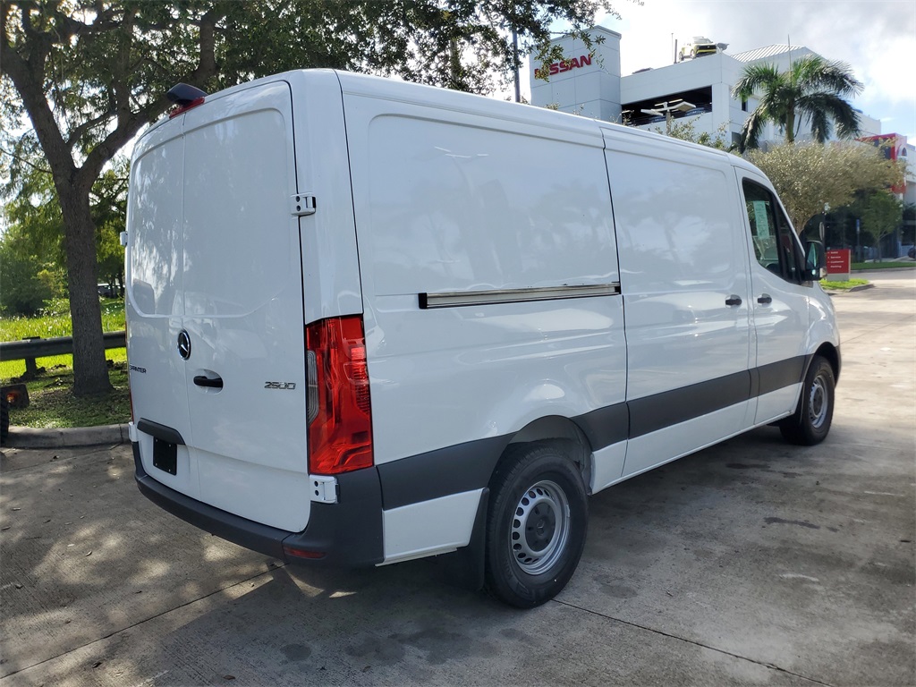 used 2025 Mercedes-Benz Sprinter 2500 car