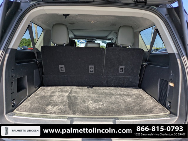 used 2022 Lincoln Navigator car, priced at $60,972