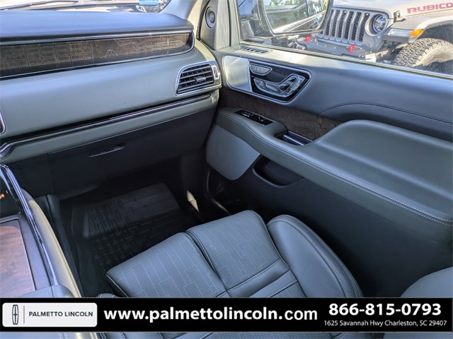 used 2022 Lincoln Navigator car, priced at $60,972