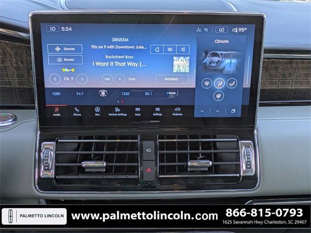 used 2022 Lincoln Navigator car, priced at $60,972