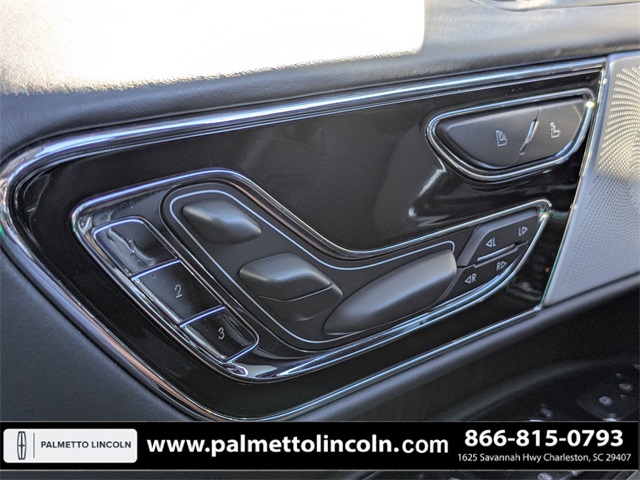 used 2022 Lincoln Navigator car, priced at $60,972
