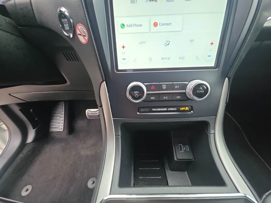 used 2022 Ford Edge car, priced at $19,895