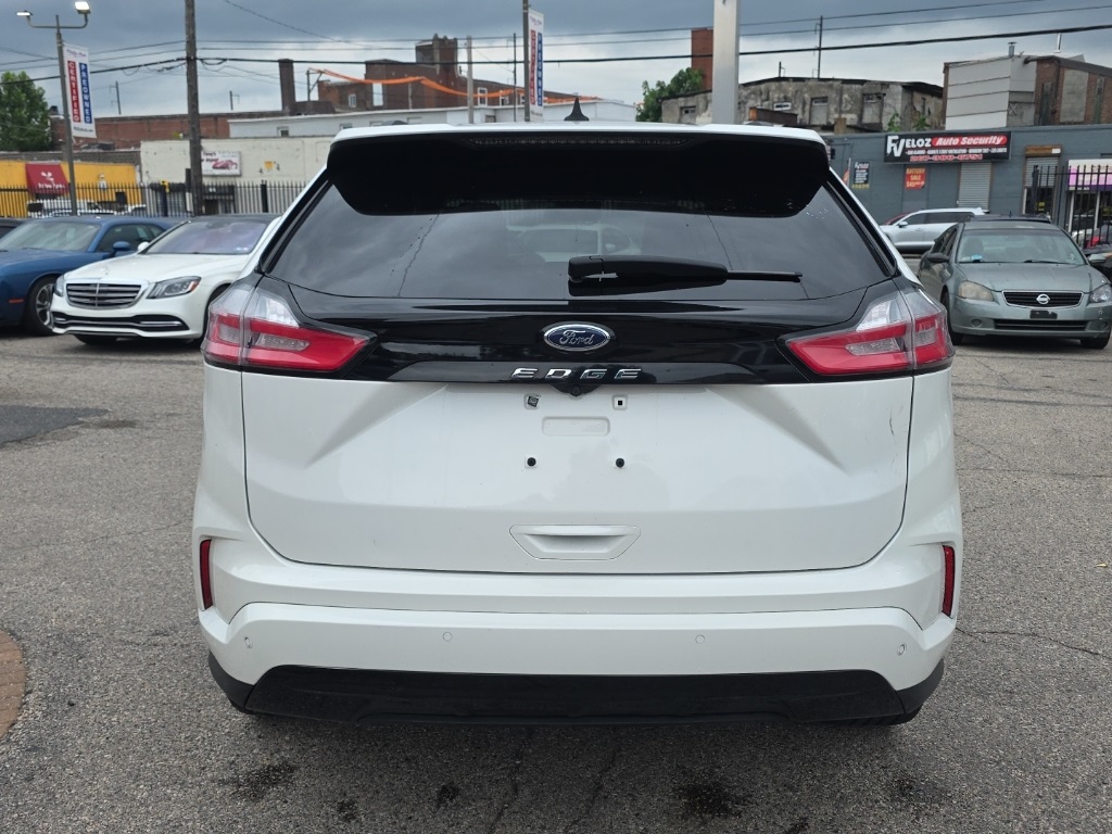 used 2022 Ford Edge car, priced at $19,895