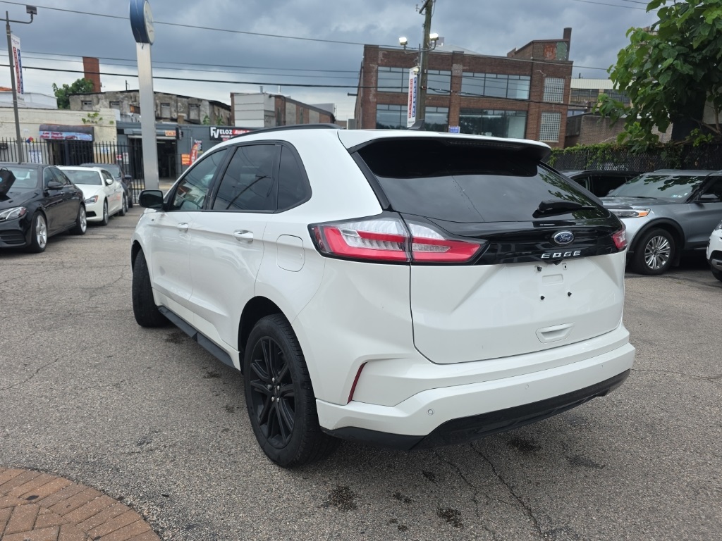 used 2022 Ford Edge car, priced at $19,895