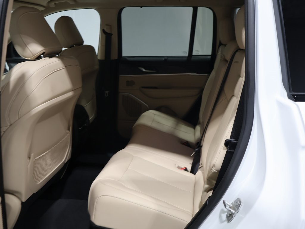 used 2022 Jeep Grand Cherokee car, priced at $27,751