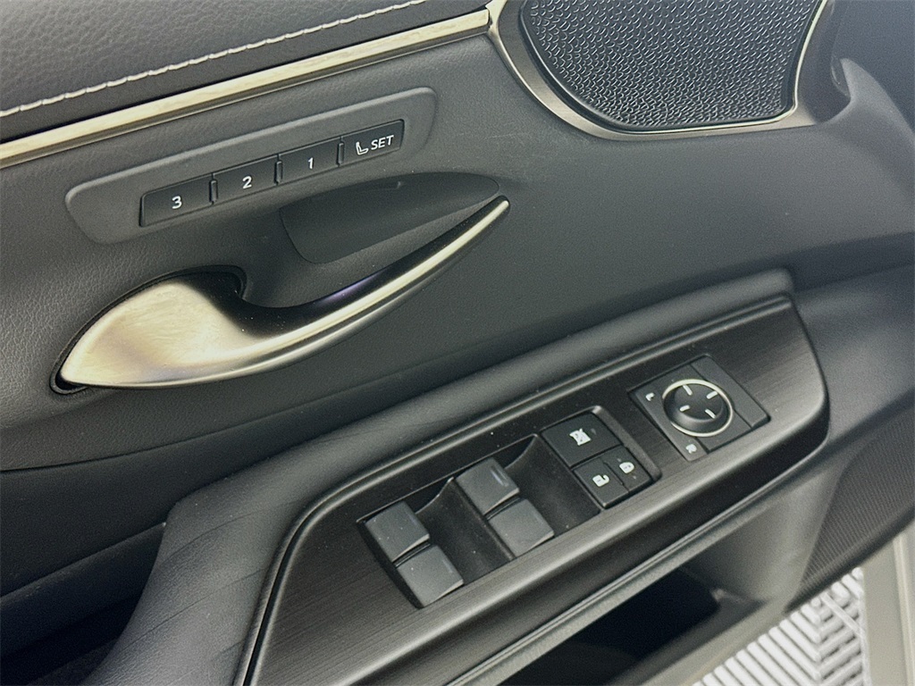 used 2019 Lexus ES car, priced at $32,490