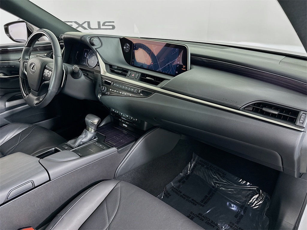 used 2019 Lexus ES car, priced at $32,490