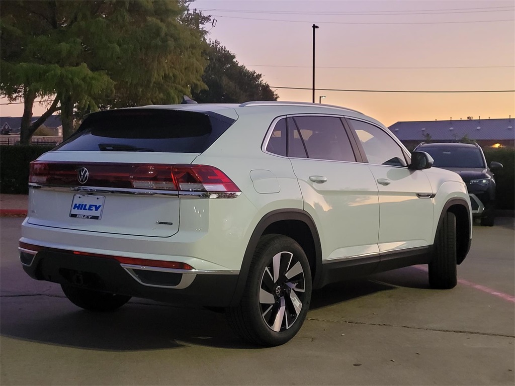 new 2026 Volkswagen Atlas Cross Sport car, priced at $47,658