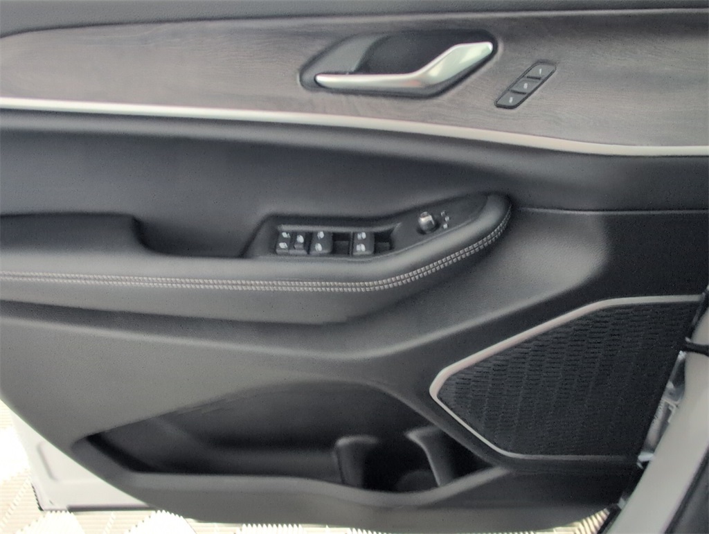 new 2025 Jeep Grand Cherokee car, priced at $46,085