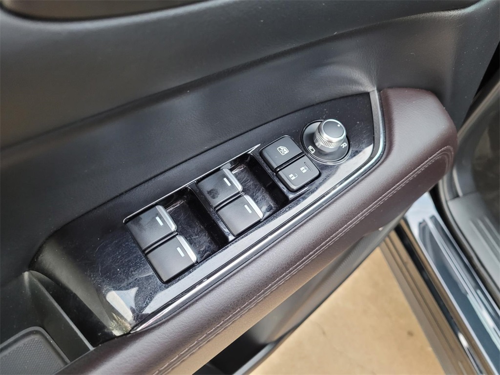 used 2022 Mazda CX-5 car, priced at $25,675