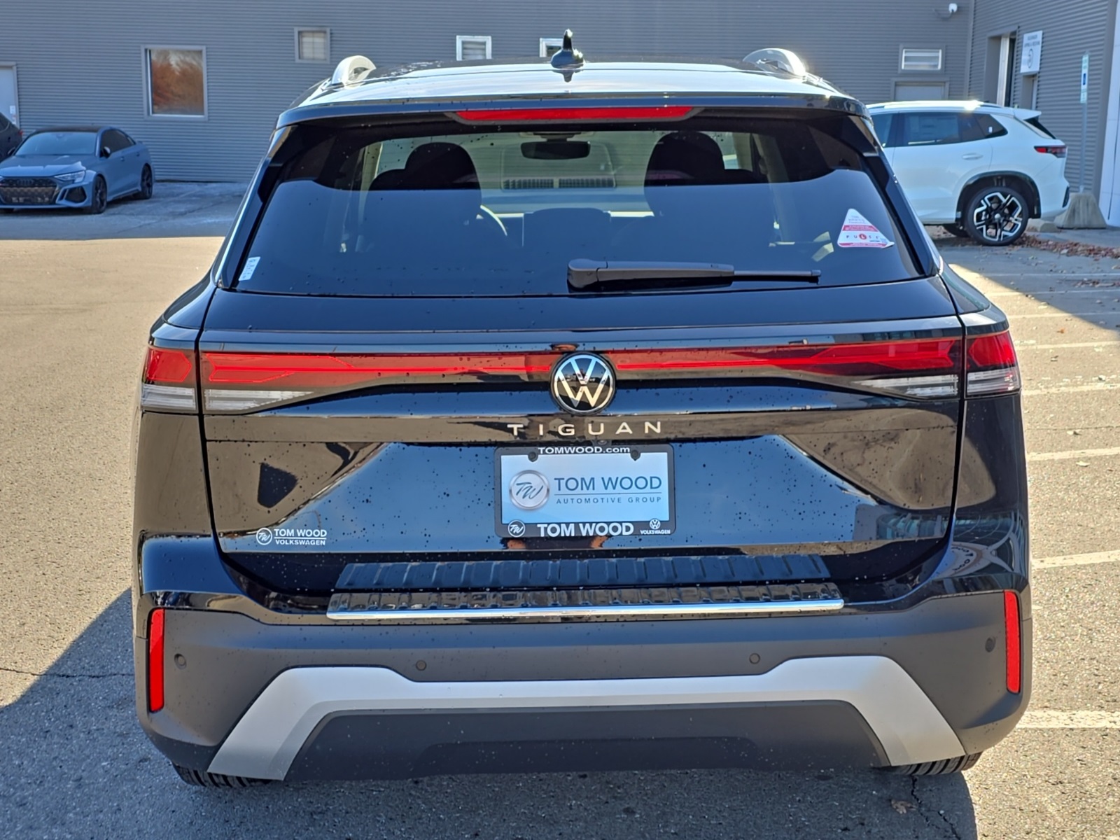 new 2026 Volkswagen Tiguan car, priced at $32,878