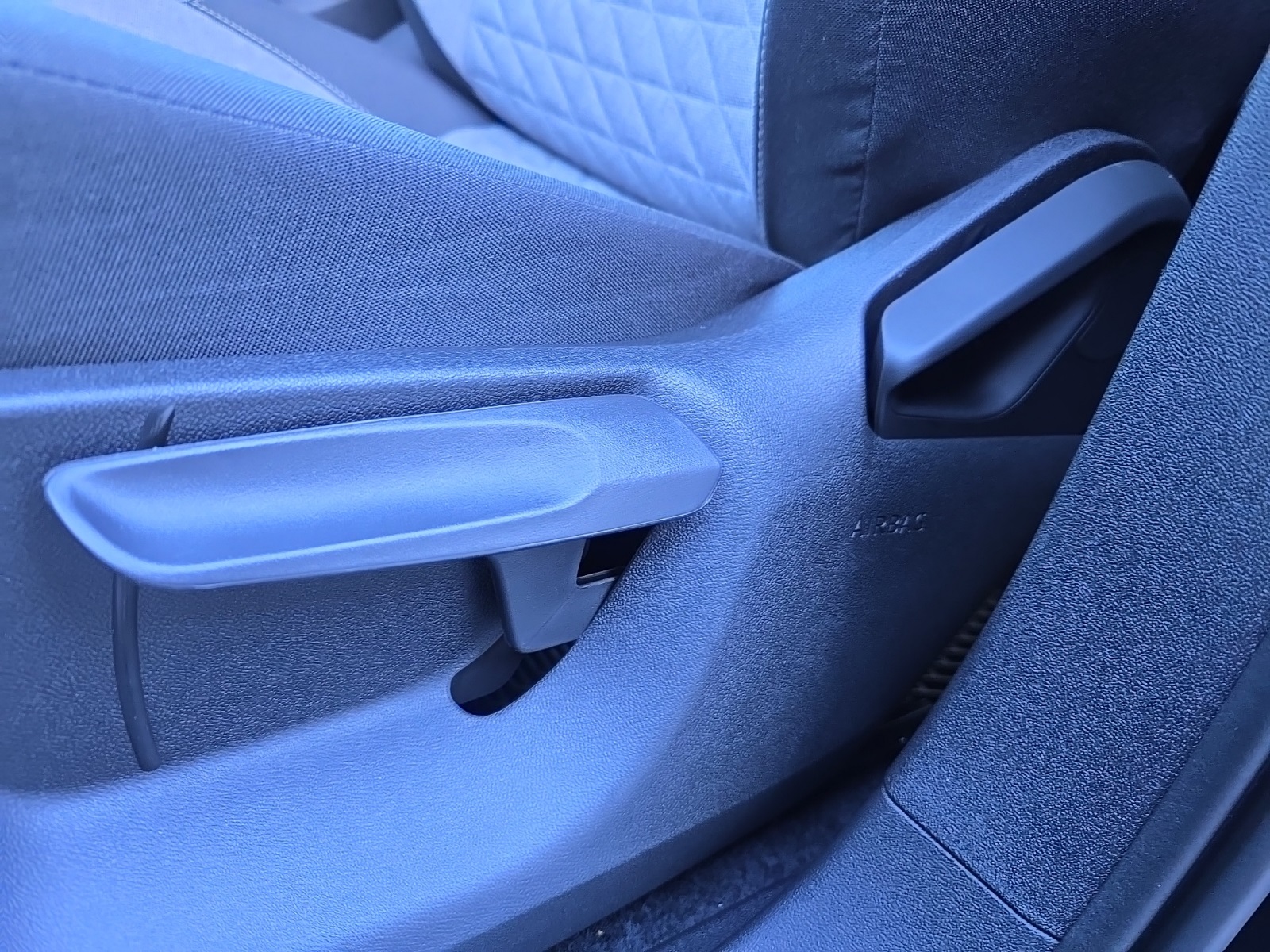 new 2026 Volkswagen Tiguan car, priced at $32,878