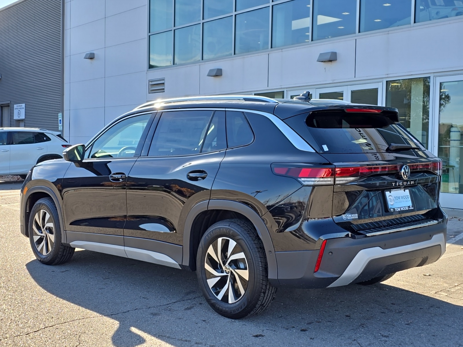 new 2026 Volkswagen Tiguan car, priced at $32,878