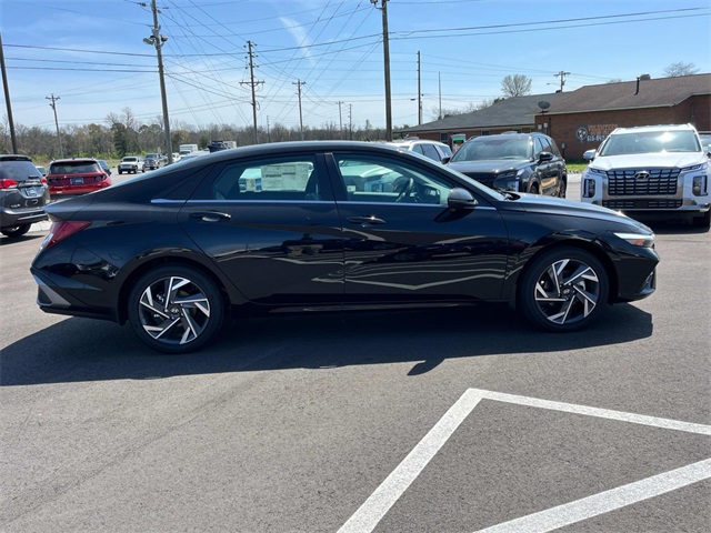 new 2025 Hyundai Elantra Hybrid car, priced at $30,830