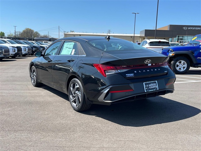 new 2025 Hyundai Elantra Hybrid car, priced at $30,830