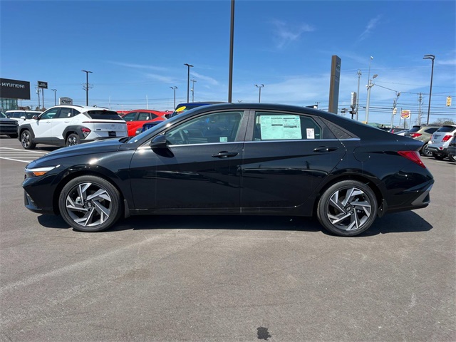 new 2025 Hyundai Elantra Hybrid car, priced at $30,830