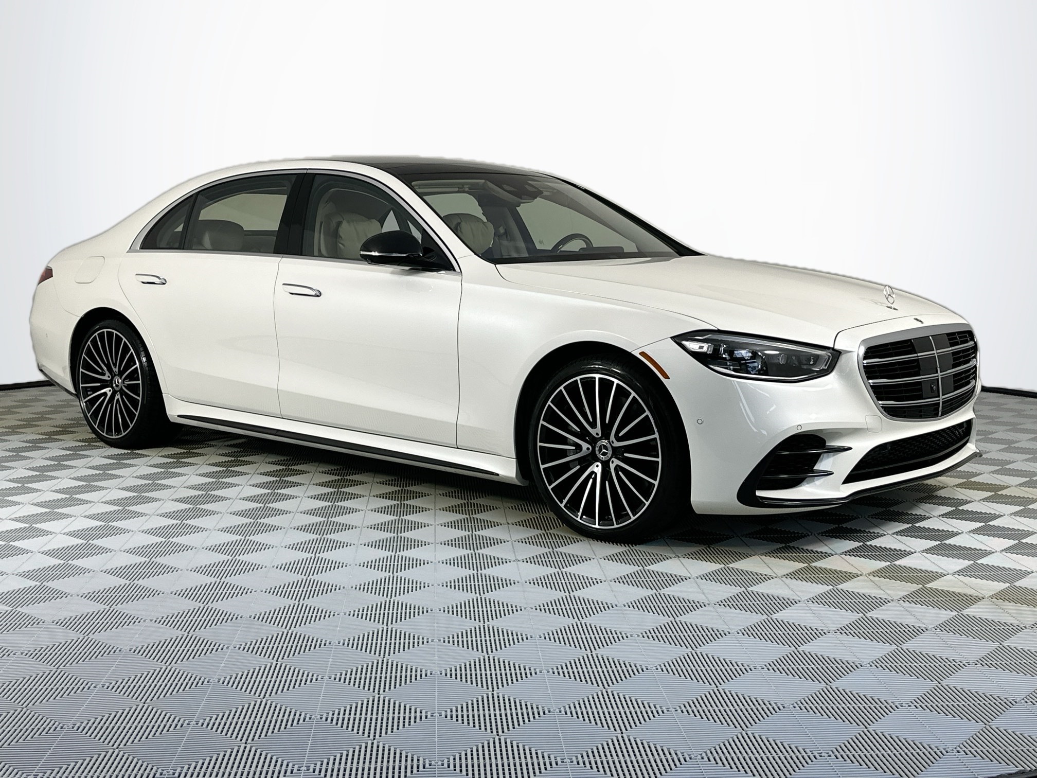used 2022 Mercedes-Benz S-Class car, priced at $83,999
