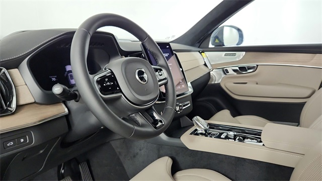 new 2026 Volvo XC90 Plug-In Hybrid car, priced at $93,775