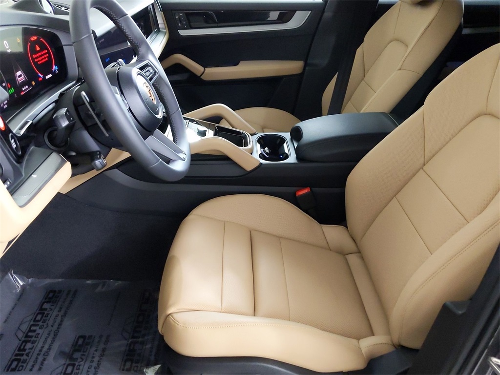 used 2025 Porsche Cayenne car, priced at $94,981