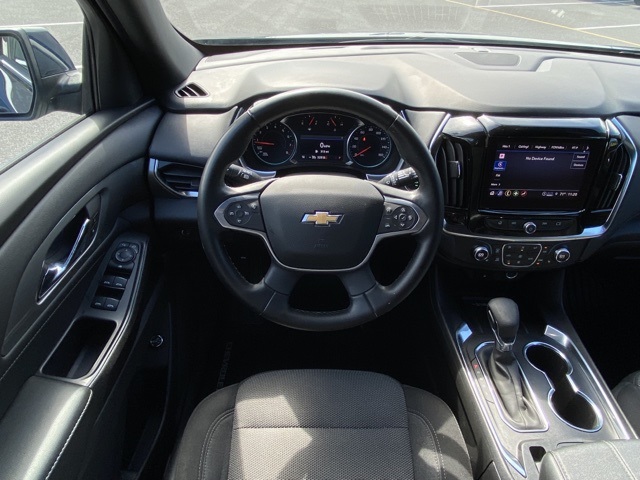 used 2023 Chevrolet Traverse car, priced at $32,547