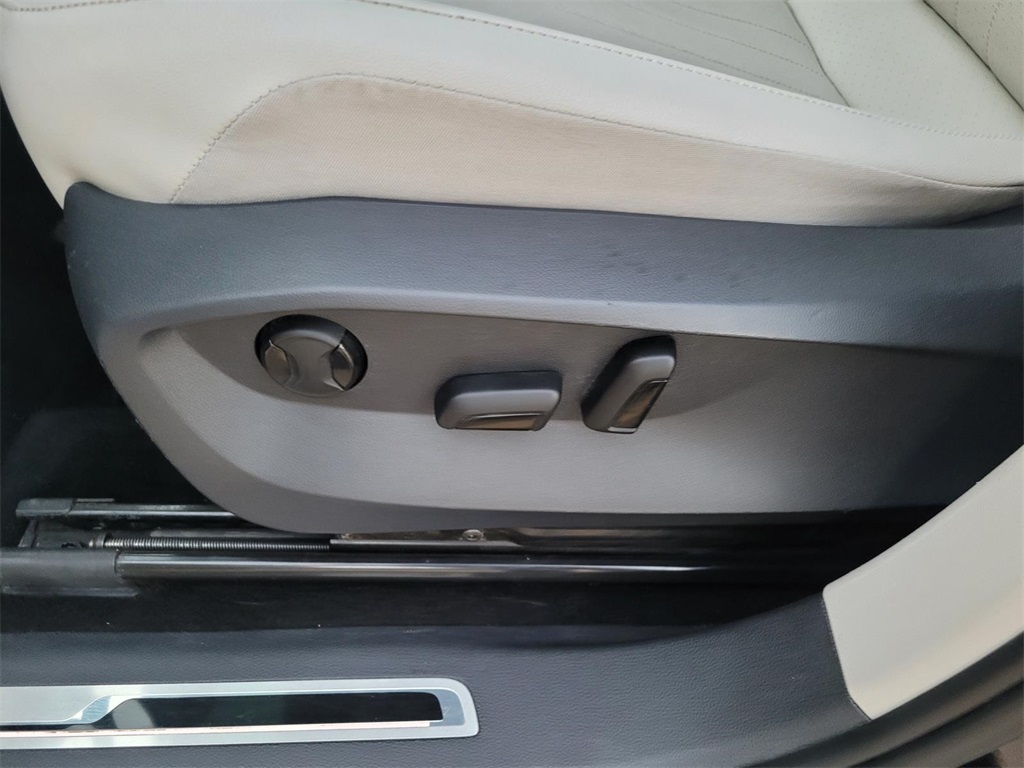 used 2023 Volkswagen Tiguan car, priced at $22,201