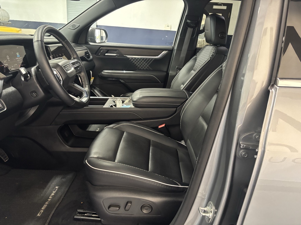 used 2024 GMC Acadia car, priced at $49,500